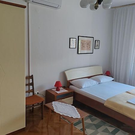 Ribarić Villa Banjol Bagian luar foto