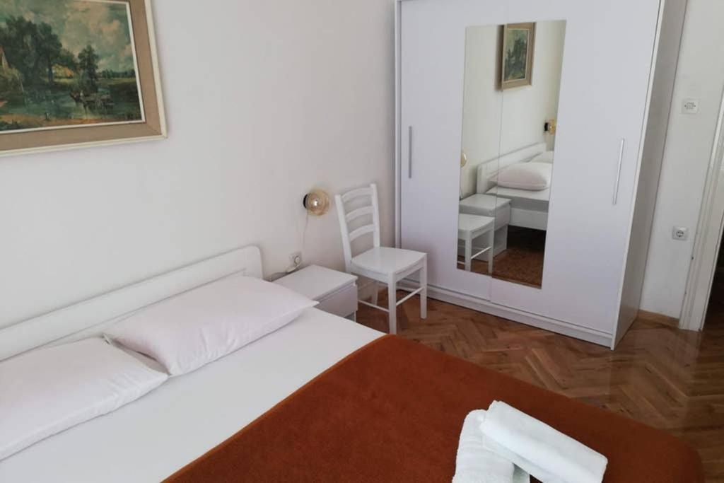 Ribarić Villa Banjol Bagian luar foto