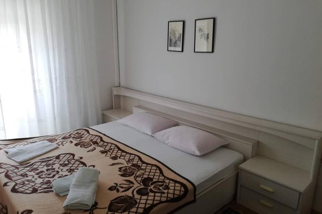 Ribarić Villa Banjol Bagian luar foto