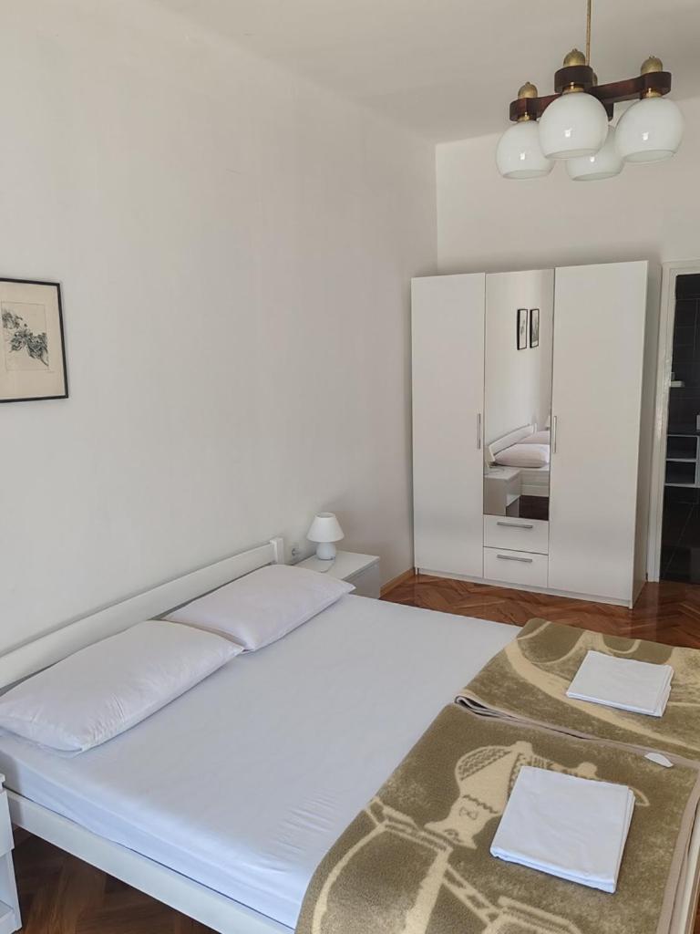 Ribarić Villa Banjol Bagian luar foto
